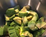 Guacamole recipe step 1 photo