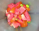 A picture of step 2 of Tomato Paratha.
