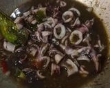 Foto langkah ke 6 dari resep 28. Cumi masak hitam.