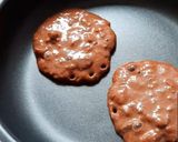 Foto langkah ke 5 dari resep Chocolate Pancake.