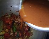 அவித்த முட்டை மற்றும் பணியார முட்டைக் குழம்பு(muttai paniyara kulambu recipe in tamil) ரெசிபி ஸ்டேப் 7 புகைப்படம்
