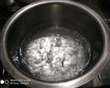 A picture of step 1 of Hakka noodles.