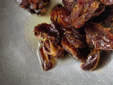 સ્ટફ્ડ પીનટ લાડુ(stuff peanut ladu recipe in gujarati)