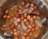 तिरंगा आळूवडी व फदफद (tiranga aloo wadi ani fatfat recipe in marathi) रेसिपी स्टेप 4 फोटो