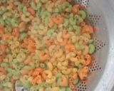 A picture of step 1 of Colorful Macroni.
