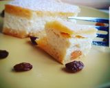 Pas rețetă Prăjitura cu brânza cu aluat turnat. Cea mai bună rețeta de prăjitura cu brânza dulce și stafide 1 fotografie