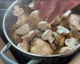 Foto del paso 6 de la receta: Guiso de pollo con champiñones