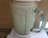 A picture of step 1 of Green raita.