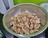 Hình bước làm 1 của món Hành phi, tóp mỡ và mỡ hành phi để ăn dần