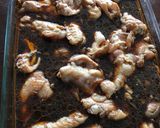 A picture of step 2 of Baked Honey/Buffalo Barbecue Chicken Wings.
