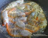 รูปขั้นตอนการทำที่ 2 ของ กุ้งผัดพริกเกลือ