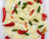 Hình bước làm 2 của món Măng Ngâm Chua