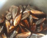 Foto del paso 4 de la receta Mejillones con salsa de tomate