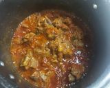 A picture of step 2 of Mutton spinach fenugreek potato.