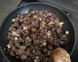 Foto del paso 3 de la receta: Sangre con cebolla fácil