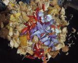 Foto langkah ke 8 dari resep Tumis jambu Mede.