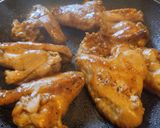 Foto del paso 4 de la receta: Alitas de pollo en salsa agridulce express🍗🍅🍯