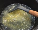 Foto langkah ke 2 dari resep Sup tofu telur.