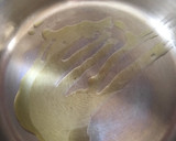 Foto del paso 1 de la receta: Caldo de hongos y mezcal