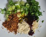 Foto langkah ke 1 dari resep Chilli Garlic Noodles.