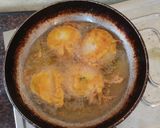 A picture of step 3 of Stuff potato idli pakoda chat.