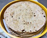 A picture of step 11 of Phulka Roti.