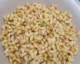 A picture of step 1 of Healthy kunu.