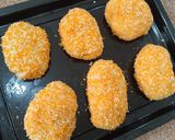 Foto langkah ke 4 dari resep Roti Goreng Abon Tanpa Ulen.