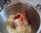 A picture of step 4 of Italian meatballs.
