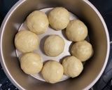 Hình bước làm 4 của món Bánh mì ngọt bơ sữa hình hoa