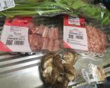 รูปขั้นตอนการทำที่ 1 ของ ข้าวต้มซี่โครงหมูสับเห็ดหอม