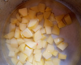 A picture of step 3 of Beef Soup.