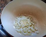 Foto del paso 2 de la receta: (VEGANO) FIDEOS DE SALSA CREMOSA CON HONGOS Y ESPINACA🎵🧉🫶