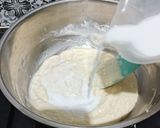 Foto langkah ke 4 dari resep Kue Mangkuk Merah Putih.