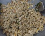 Foto langkah ke 5 dari resep Nasi Goreng Cabai Hijau.