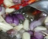 Foto langkah ke 2 dari resep Tumis Baby Buncis Ayam Cincang.