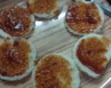 A picture of step 2 of Cheesy pizza shots.
