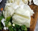 Foto langkah ke 3 dari resep Sup ayam sayur.
