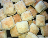 Foto del paso 3 de la receta: Criollitos de grasa!!