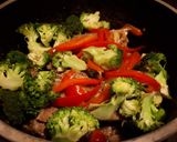 A picture of step 4 of Sesame beef with brocolli.