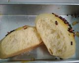 Foto langkah ke 9 dari resep Roti Sobek.