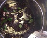 Foto langkah ke 3 dari resep Rawon Ayam dan Telur Bacem .
