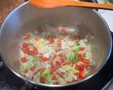 Une image de l'étape 2 de Chaudrée de tilapia, palourdes et chorizo.