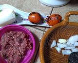 A picture of step 1 of Shell Pasta Soup with Ground Beef.