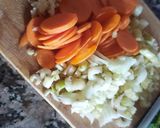 Foto del paso 2 de la receta: Guiso de lentito y menos graso de mondongo y espinazo