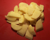 Foto del paso 24 de la receta: Menudillos de pollo, en salsa de higadillos y cuñas de patatas fritas
