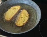 Foto del paso 7 de la receta: Torrijas (con almíbar)