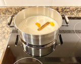 Foto del paso 2 de la receta: Arroz con crema de turrón jijona