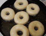 Foto langkah ke 10 dari resep Donat (Jadul, Empuk, Montok, Anti Gagal) step by step #Sept25.