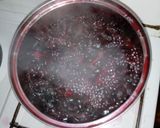 A picture of step 2 of Zobo drink.